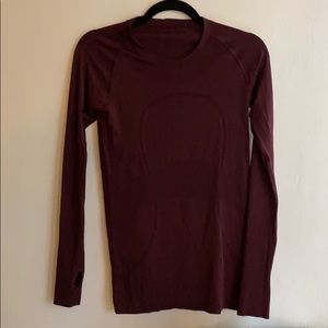 Lululemon swiftly tech long sleeve. Size 6.
